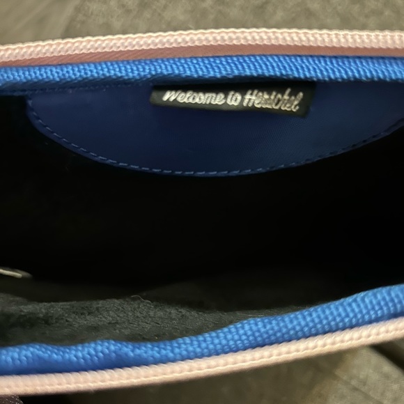 Herschel Tablet/eReader Case - Picture 3 of 3